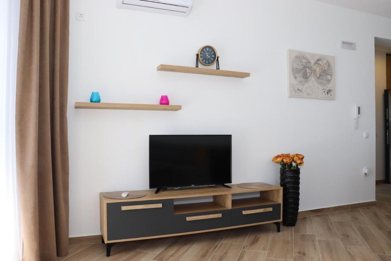 Eagles Apartments & Suites Ulcinj Exterior photo