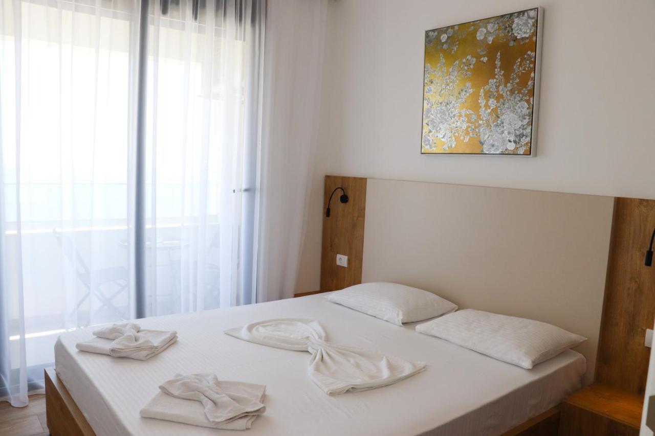 Eagles Apartments & Suites Ulcinj Exterior photo